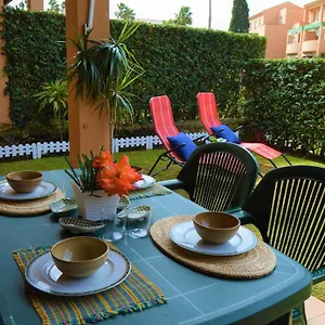 Apartamento Bonito Con Jardín Privado En Novo, Novo Sancti Petri
